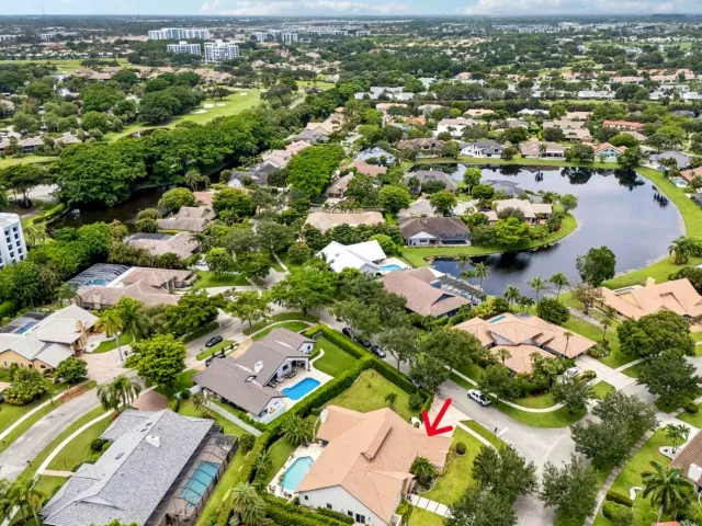 Продажа дома по адресу 3090 Equestrian Drive - фото 9310883