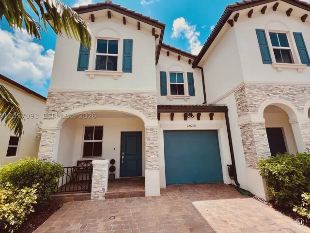 Продажа дома по адресу 12635 NW 24th Ave - фото 8917214