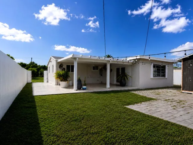 Продажа дома по адресу 511 N 69th Way - фото 9333126