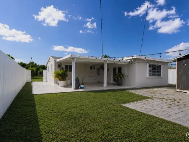 Продажа дома по адресу 511 N 69th Way - фото 9333129