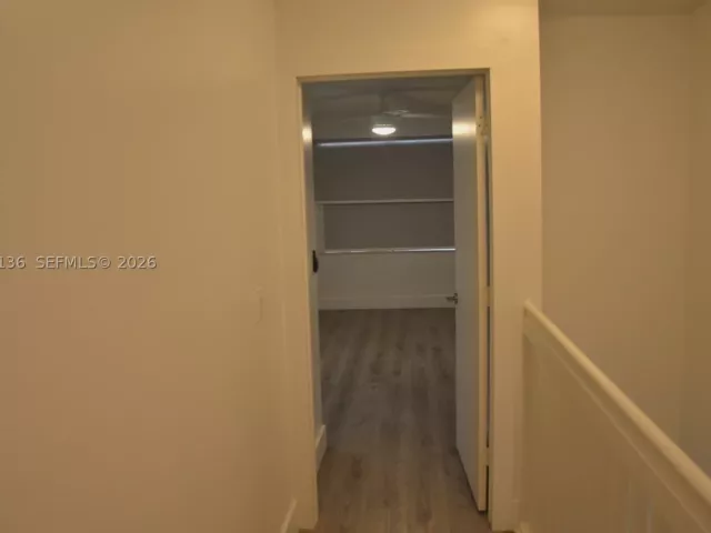 Продажа дома по адресу 351 SW 121st Ave - фото 8910301