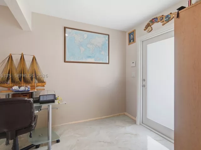 Продажа дома по адресу 19501 SW 236th St - фото 8922204