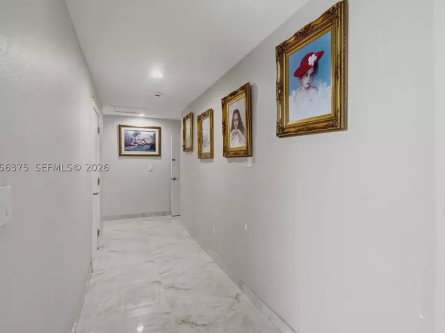 Продажа дома по адресу 19501 SW 236th St - фото 8922207