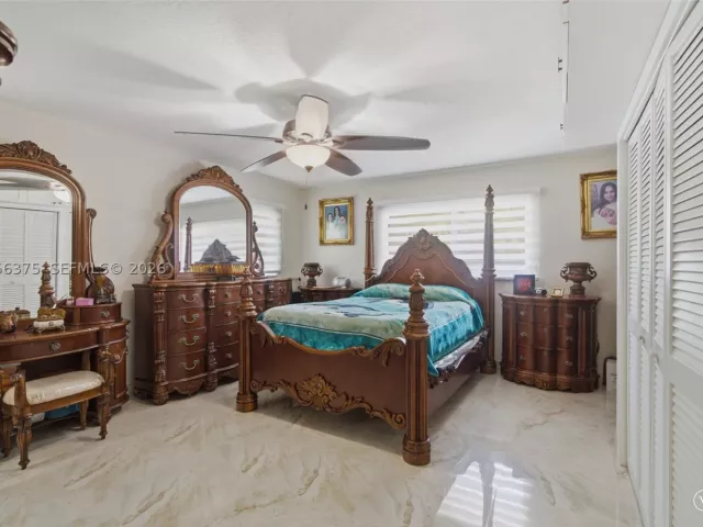 Продажа дома по адресу 19501 SW 236th St - фото 8922208