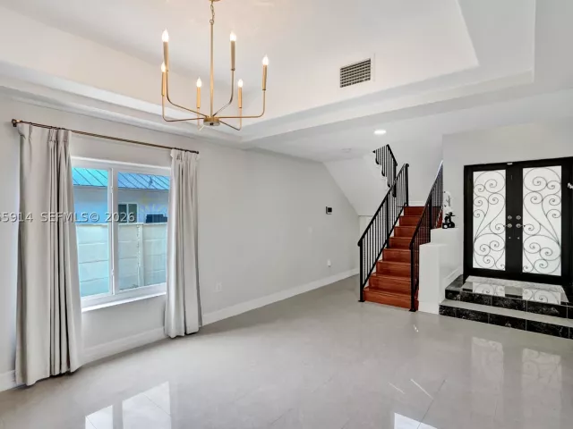 Продажа дома по адресу 4665 SW 159th Ct - фото 9196441