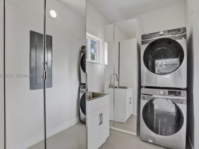Продажа дома по адресу 4665 SW 159th Ct - фото 9196467