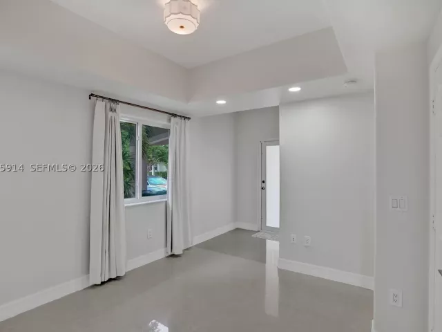 Продажа дома по адресу 4665 SW 159th Ct - фото 9196483