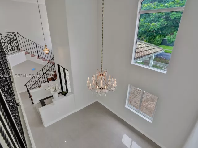 Продажа дома по адресу 4665 SW 159th Ct - фото 9196502