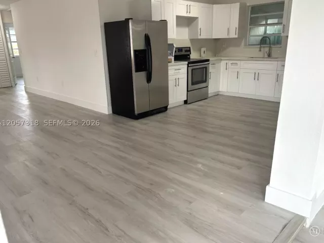Продажа дома по адресу 9200 SW 37th St - фото 9334354