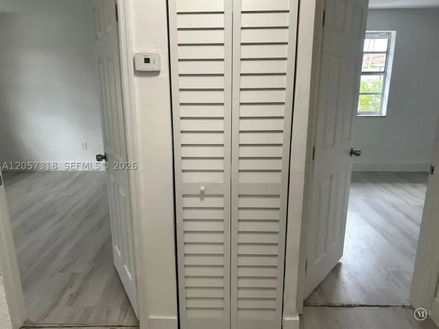 Продажа дома по адресу 9200 SW 37th St - фото 9334356