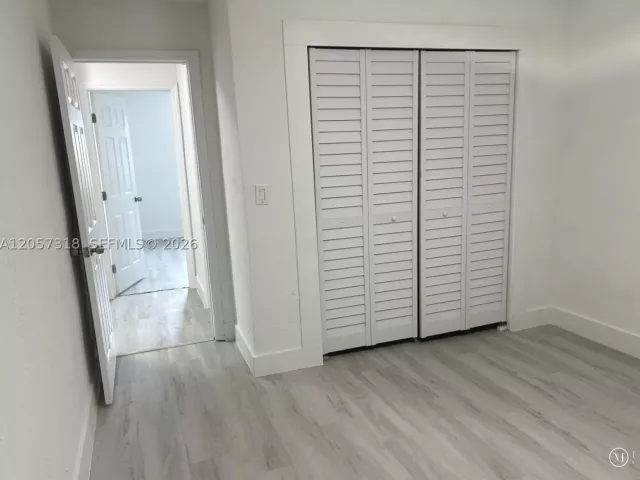 Продажа дома по адресу 9200 SW 37th St - фото 9334346