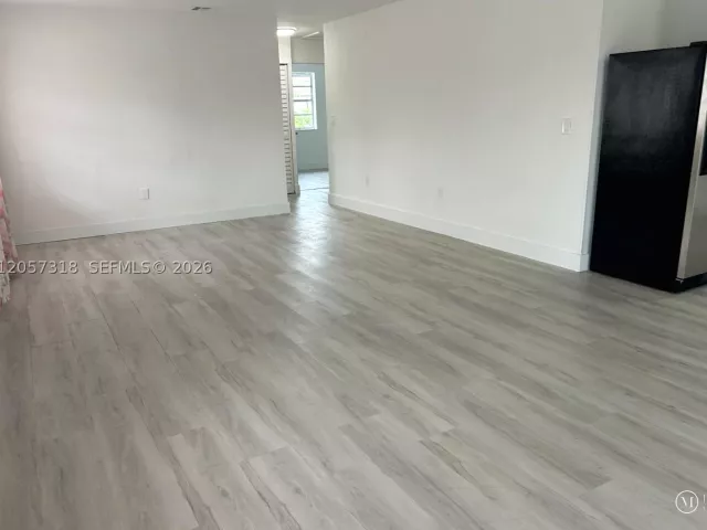 Продажа дома по адресу 9200 SW 37th St - фото 9334349