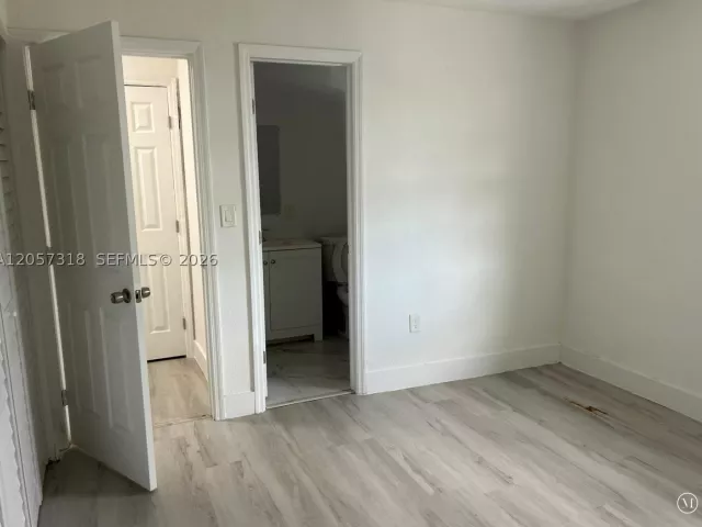 Продажа дома по адресу 9200 SW 37th St - фото 9334352