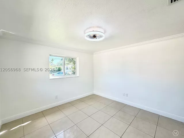 Продажа дома по адресу 3250 SW 72 CT - фото 9301766