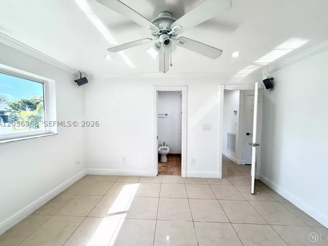 Продажа дома по адресу 3250 SW 72 CT - фото 9301774