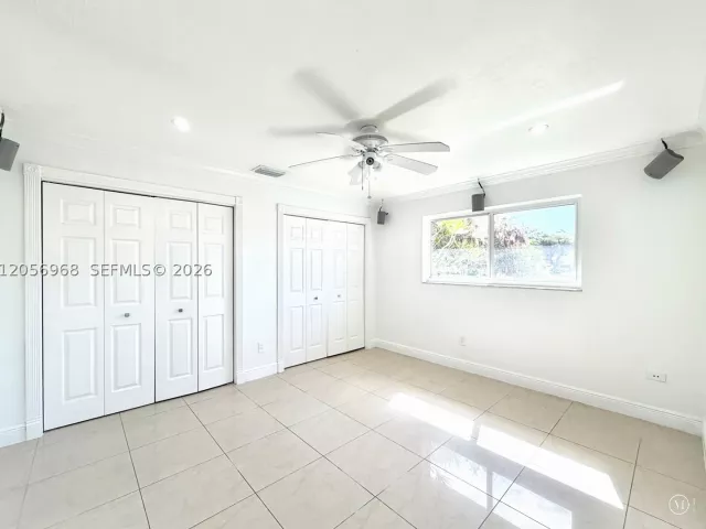 Продажа дома по адресу 3250 SW 72 CT - фото 9301777