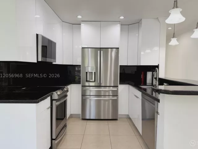 Продажа дома по адресу 3250 SW 72 CT - фото 9301791