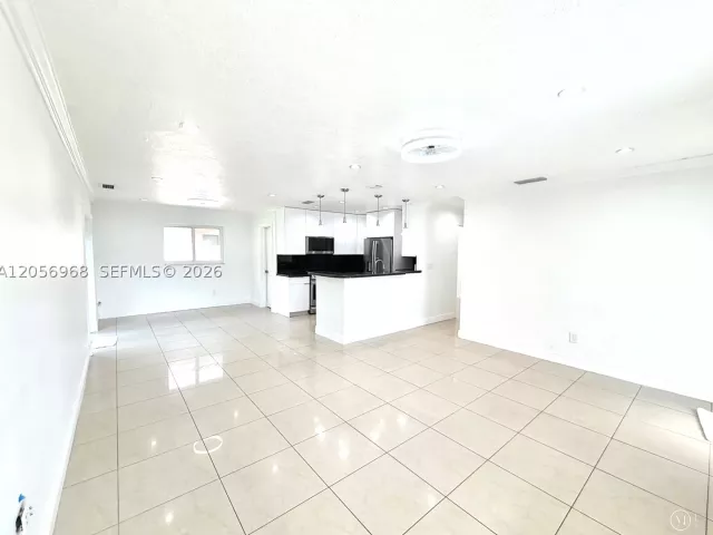 Продажа дома по адресу 3250 SW 72 CT - фото 9301797