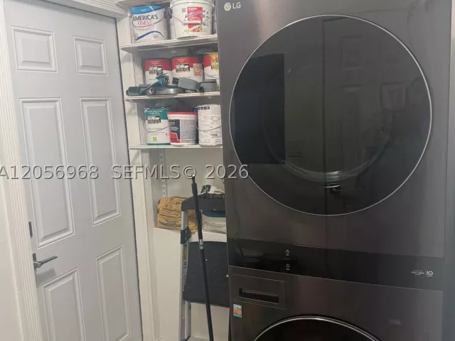 Продажа дома по адресу 3250 SW 72 CT - фото 9301799