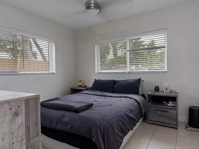 Продажа дома по адресу 830 SW 1st Avenue - фото 9279715