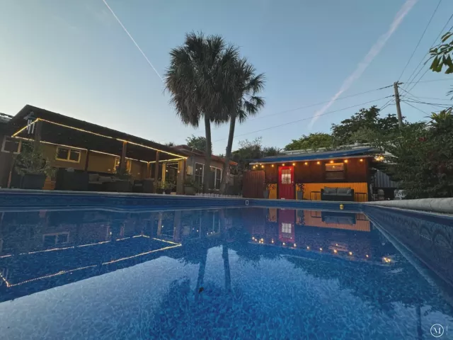 Продажа дома по адресу 830 SW 1st Avenue - фото 9279739