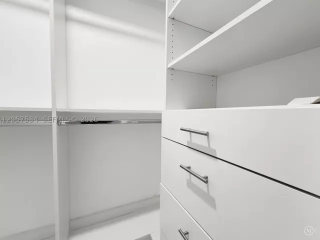 Продажа дома по адресу 2210 NW 93rd Ave - фото 9033182