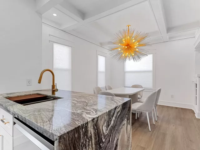 Продажа дома по адресу 5309 N Flagler Drive - фото 8910445