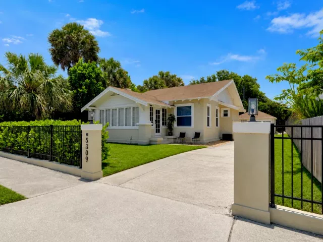 Продажа дома по адресу 5309 N Flagler Drive - фото 8910428