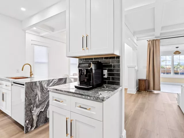 Продажа дома по адресу 5309 N Flagler Drive - фото 8910447