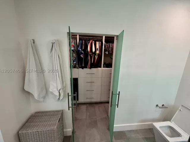 Продажа дома по адресу 2021 SE 15th St - фото 9285026