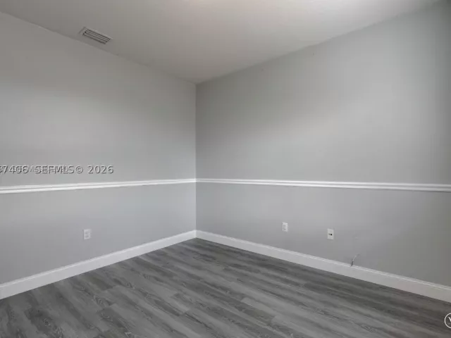 Продажа дома по адресу 2021 SE 15th St - фото 9285032