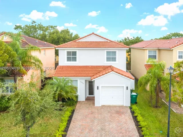 Продажа дома по адресу 2021 SE 15th St - фото 9285015