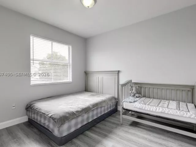 Продажа дома по адресу 2021 SE 15th St - фото 9285033