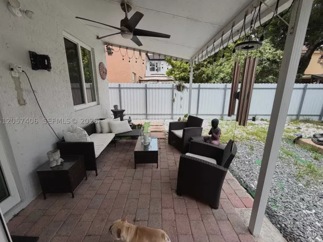 Продажа дома по адресу 2021 SE 15th St - фото 9285038