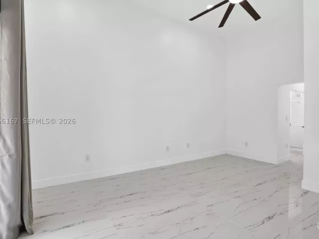 Продажа дома по адресу 13791 NW 23rd St - фото 8908575