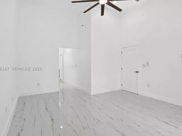 Продажа дома по адресу 13791 NW 23rd St - фото 8908576