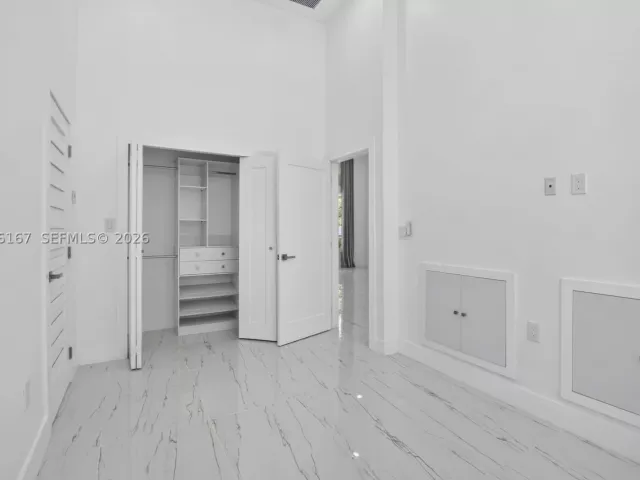 Продажа дома по адресу 13791 NW 23rd St - фото 8908569