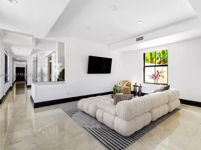 Продажа дома по адресу 3020 Mcdonald St 22 - фото 8915692
