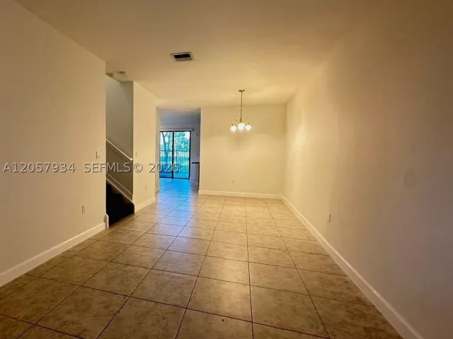 Продажа дома по адресу 317 NE 194th Ln 317 - фото 8926039
