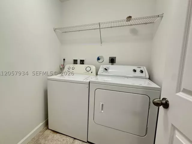 Продажа дома по адресу 317 NE 194th Ln 317 - фото 8926045