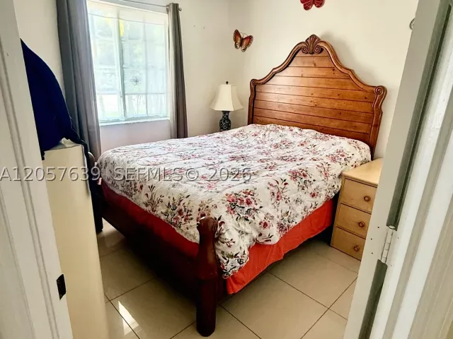 Продажа дома по адресу 18300 SW 143rd Ct - фото 8929749