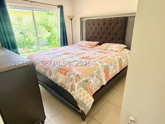 Продажа дома по адресу 18300 SW 143rd Ct - фото 8929751