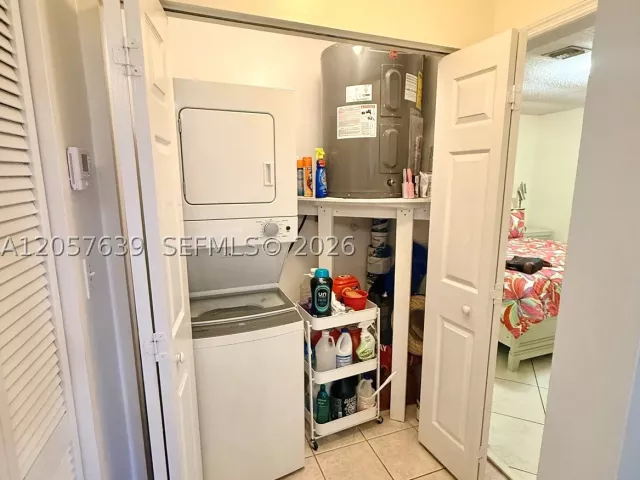 Продажа дома по адресу 18300 SW 143rd Ct - фото 8929757