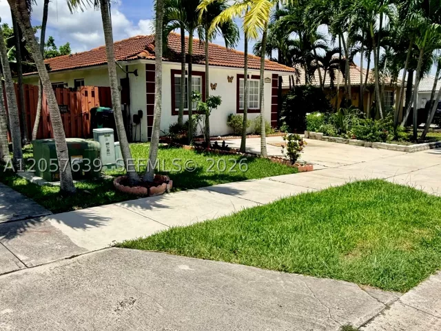 Продажа дома по адресу 18300 SW 143rd Ct - фото 8929742