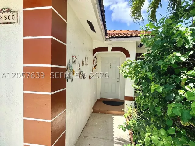 Продажа дома по адресу 18300 SW 143rd Ct - фото 8929744