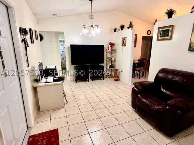 Продажа дома по адресу 18300 SW 143rd Ct - фото 8929746