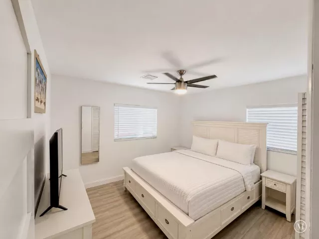 Продажа дома по адресу 7120 SW 13TH Street - фото 8909063