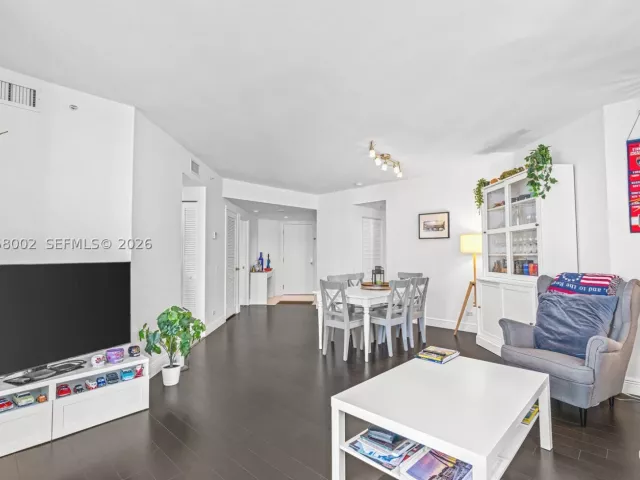 Квартира в аренду номер604 - фото 8938351