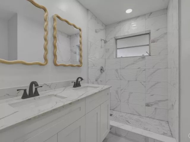 Продажа дома по адресу 1114 Johnson Street - фото 8909197