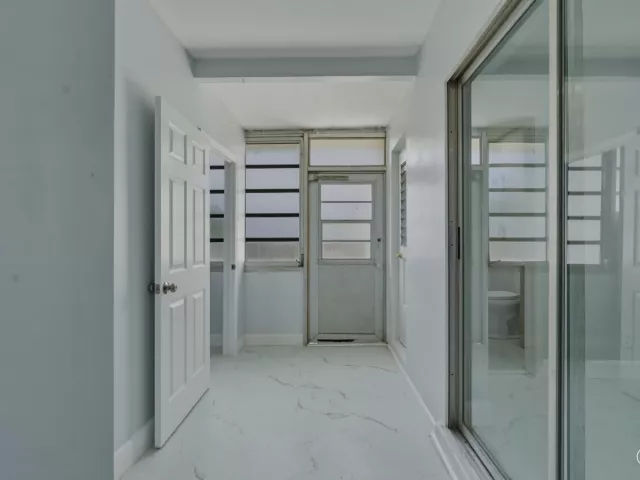 Продажа дома по адресу 1114 Johnson Street - фото 8909205
